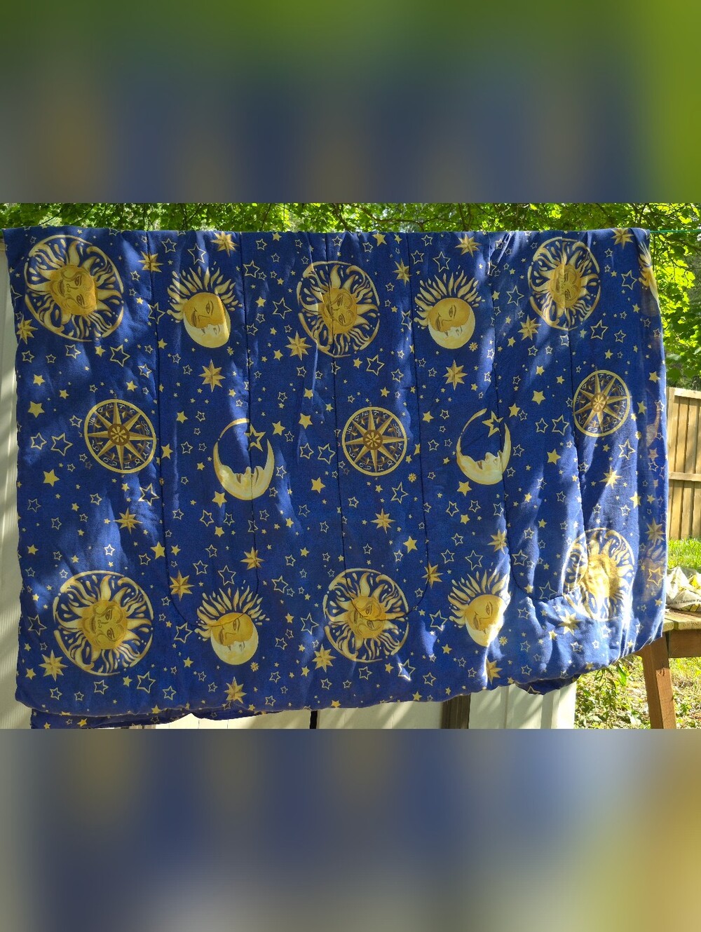 Vintage Celestial Pattern Blanket/Bedspread - Picture 2 of 4